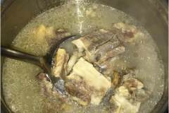雞高湯和豬高湯在使用和搭配上有什么區(qū)別？