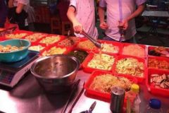開鹵菜店的朋友們規(guī)避這三點(diǎn)誤區(qū)