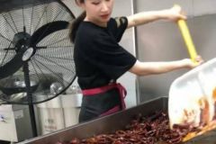 女生賣鹵菜有什么優(yōu)勢嗎？